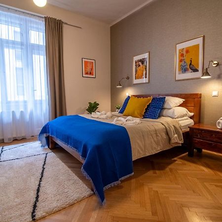 Be A Budapester Экстерьер фото