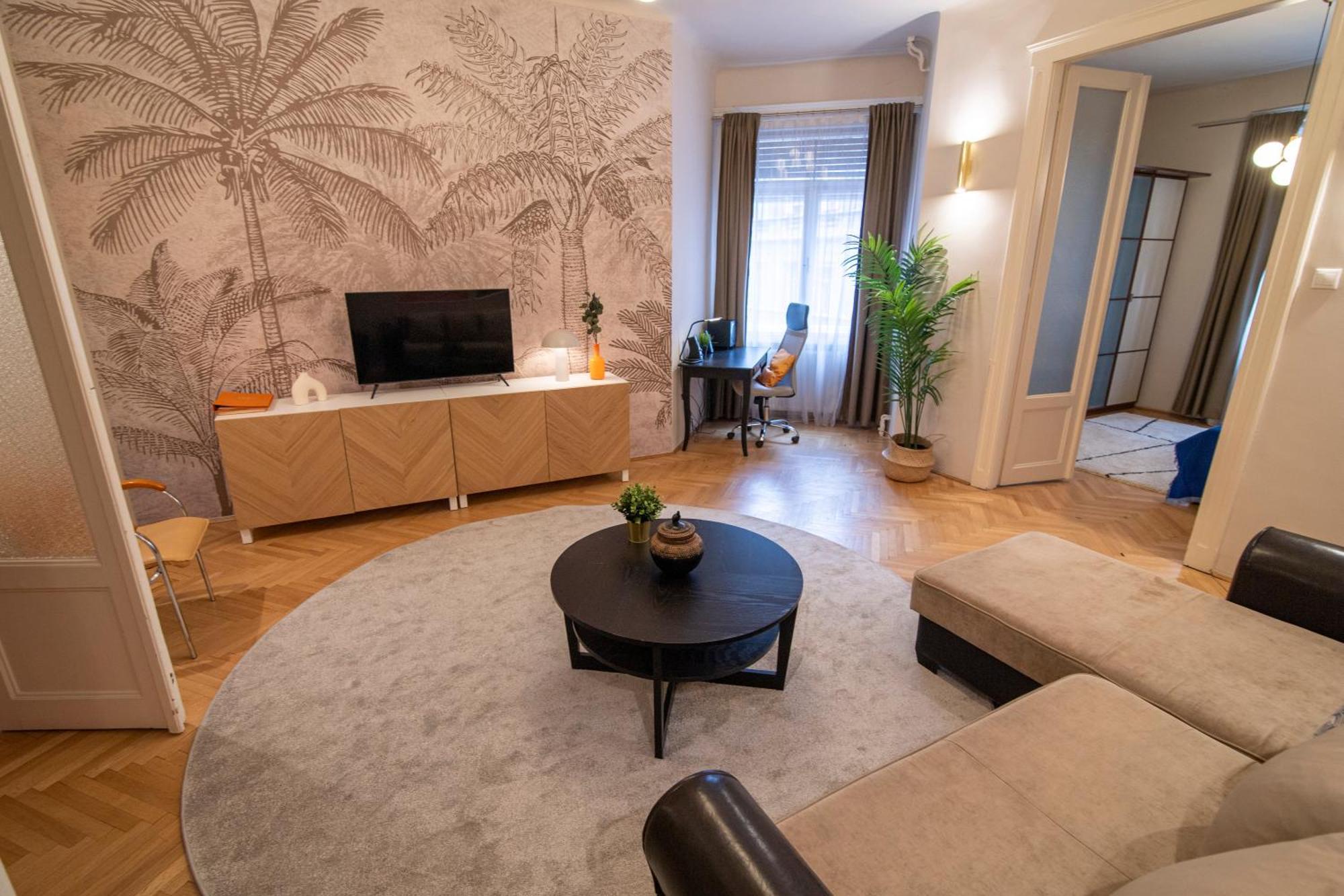 Be A Budapester Экстерьер фото